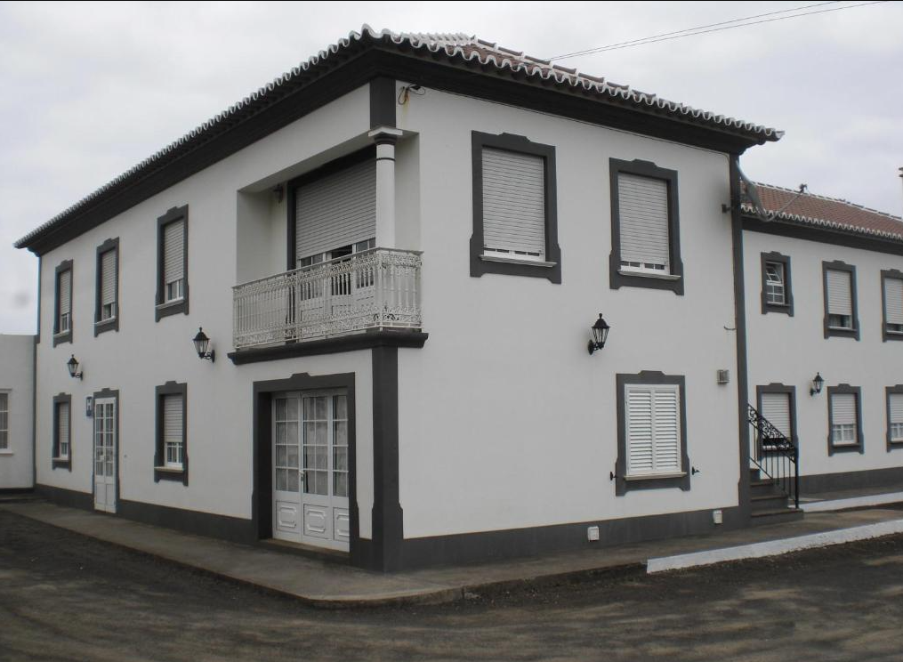 Experience The Best of Portuguese Hospitality at Hotel Branco II, Portugal